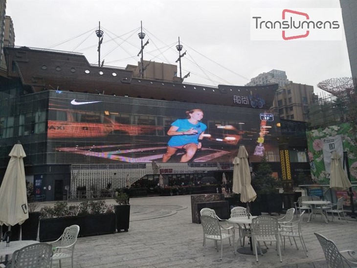 P25 LED Media Facade Display